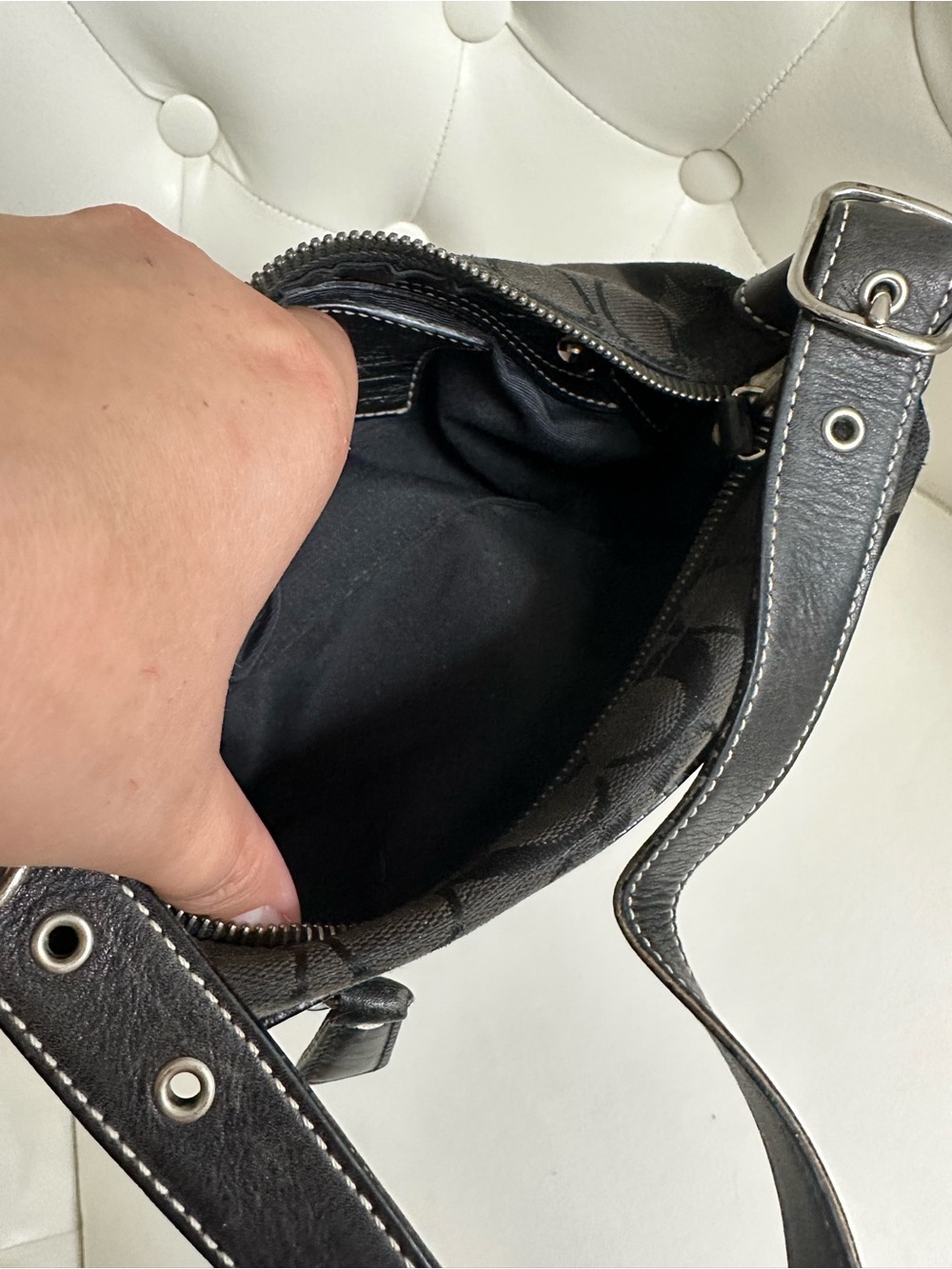 Coach Black Signature Jacquard Shoulder Bag with - Picture 5 of 5